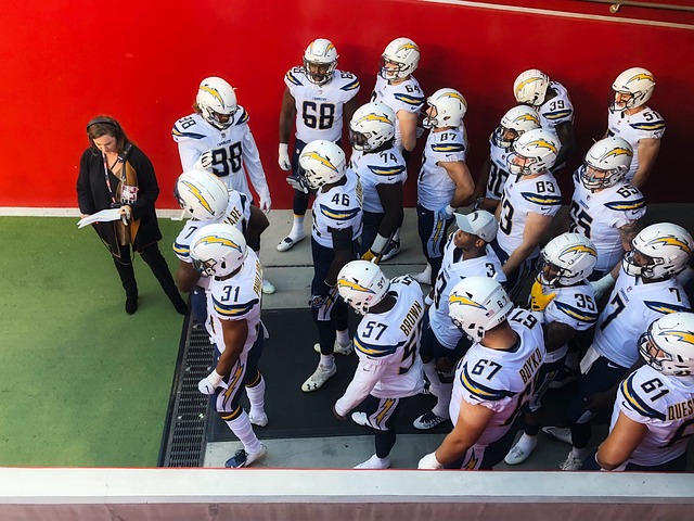 更反映出其 更反映出其